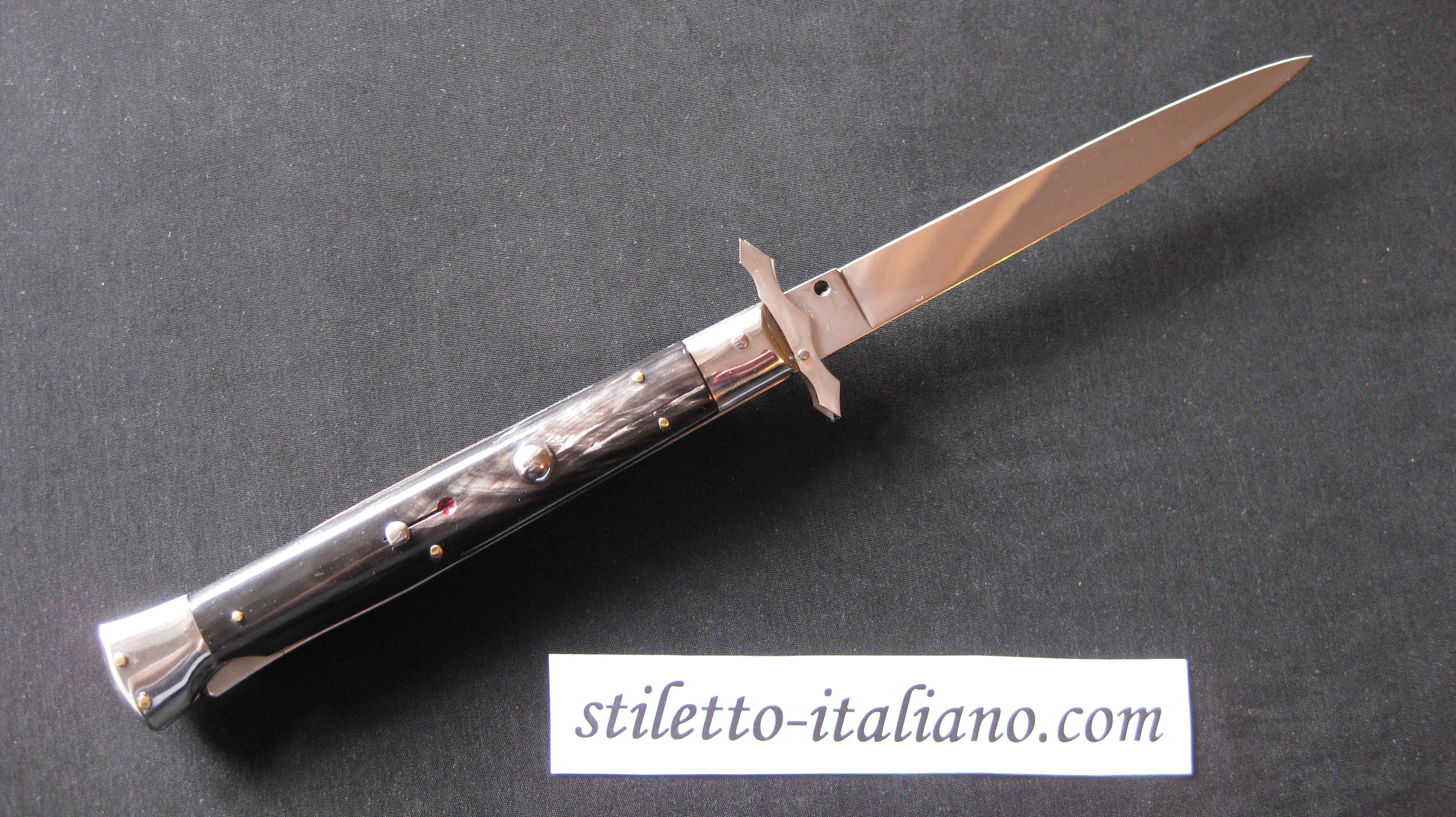 Stiletto 11 Swinguard Swedge Hellraiser Buffalo Horn Custom made