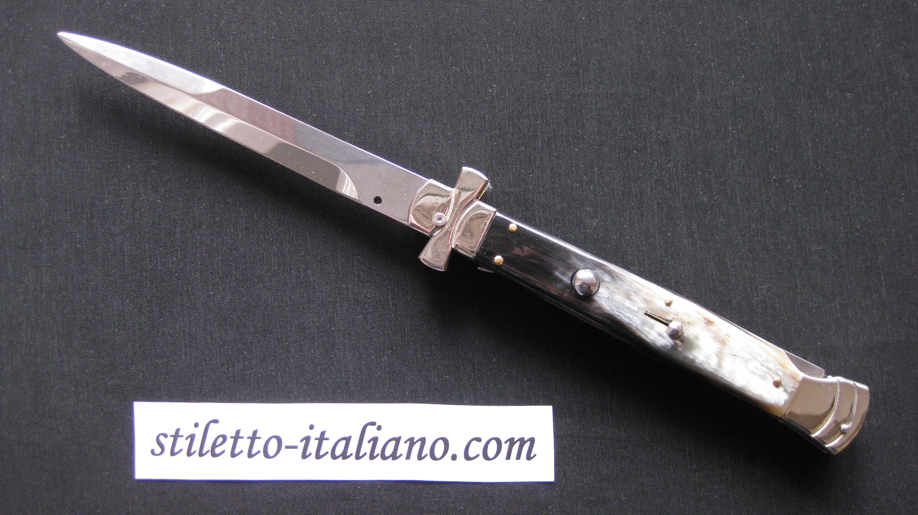 Stiletto 11 Maltese Cross Modified Bayonet Buffalo Horn AGA Campolin