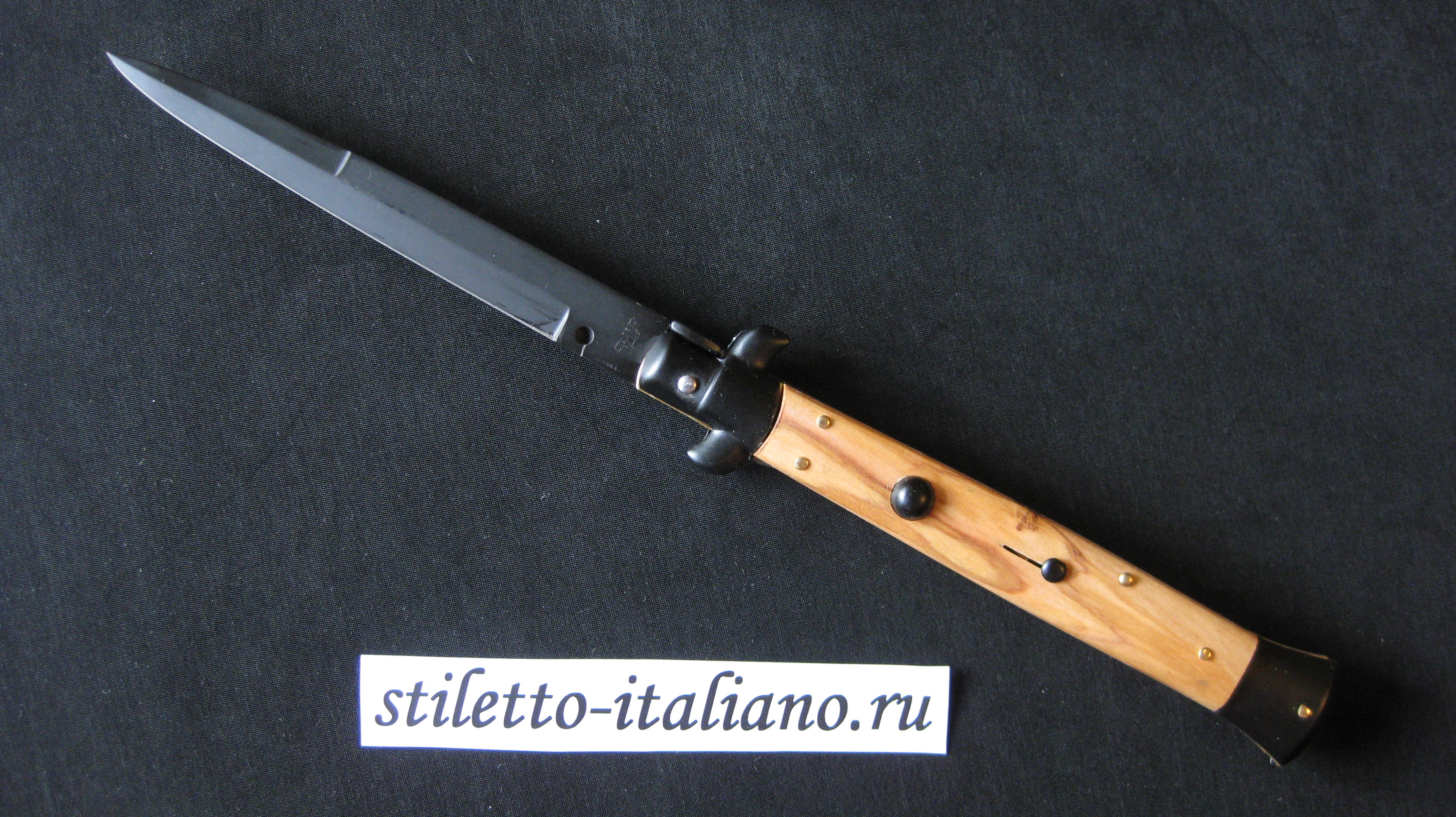 Stiletto 11 Bayonet Classic stiletto Olive wood Tactical