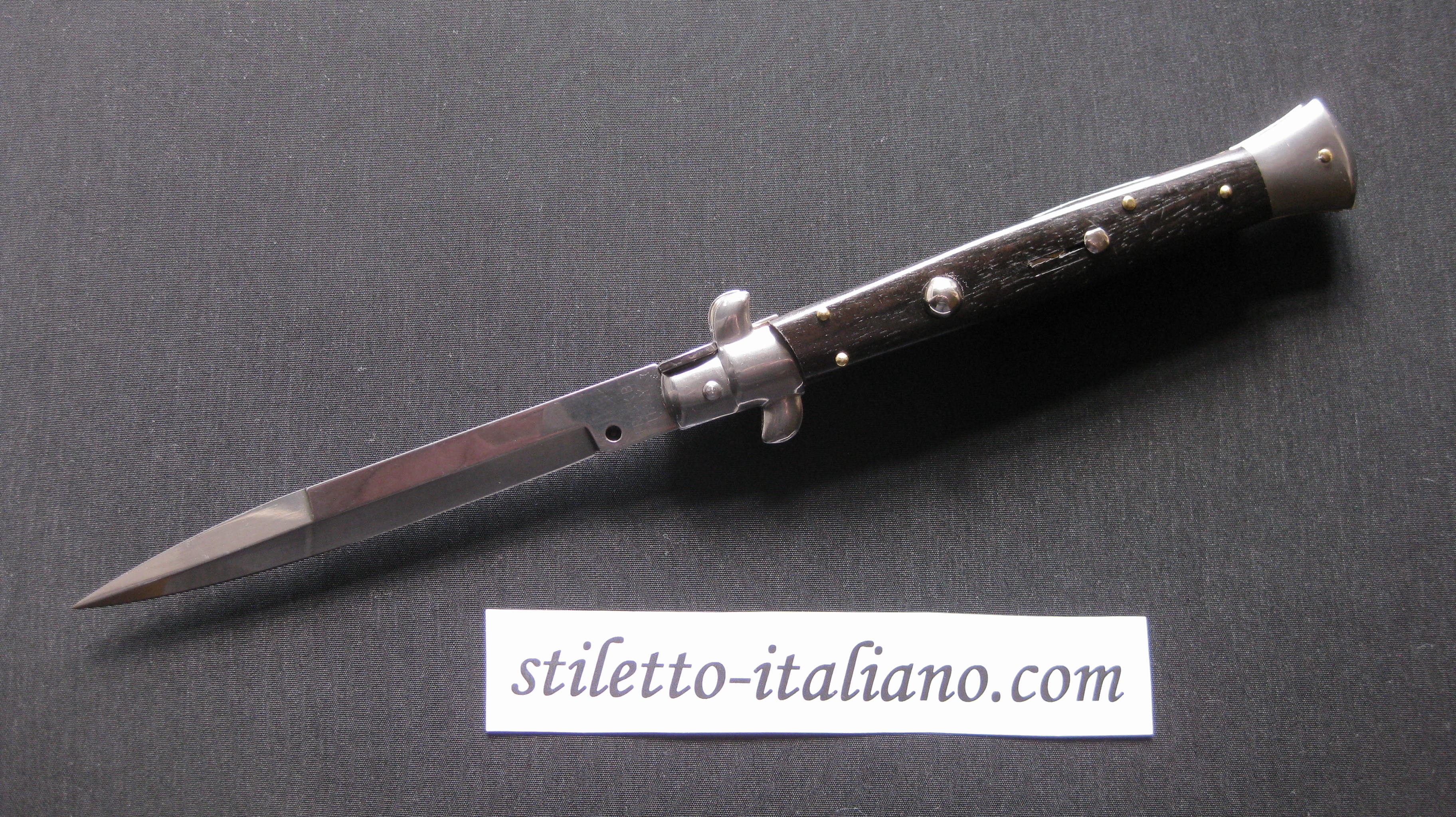 Stiletto 11 Bayonet stiletto Ebony wood Frank Beltrame