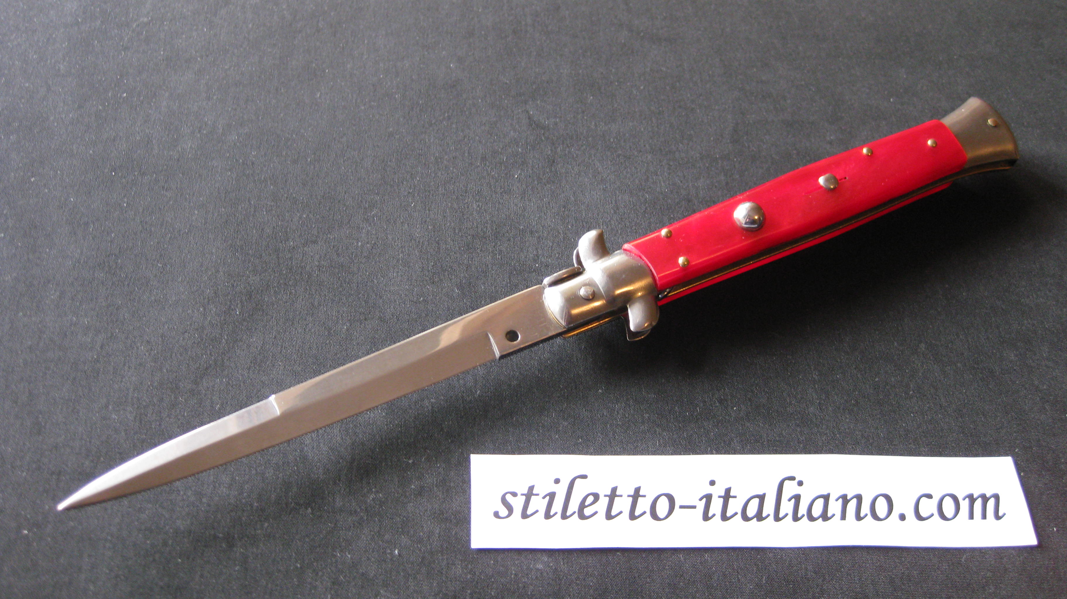 Stiletto 11 Bayonet Classic stiletto Red pearlex Frank Beltrame