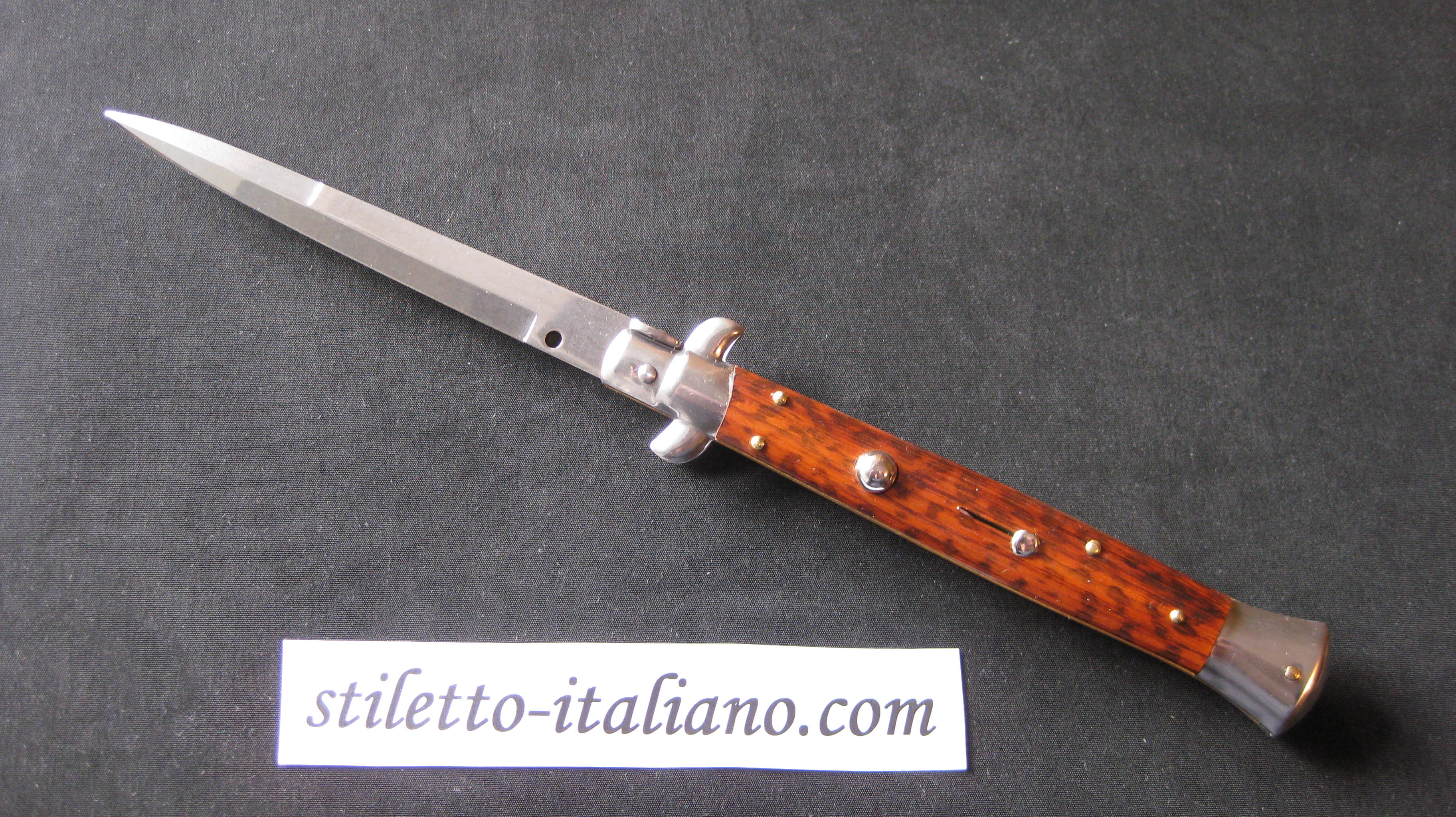 Stiletto 11 Bayonet Classic stiletto Snakewood Frank Beltrame