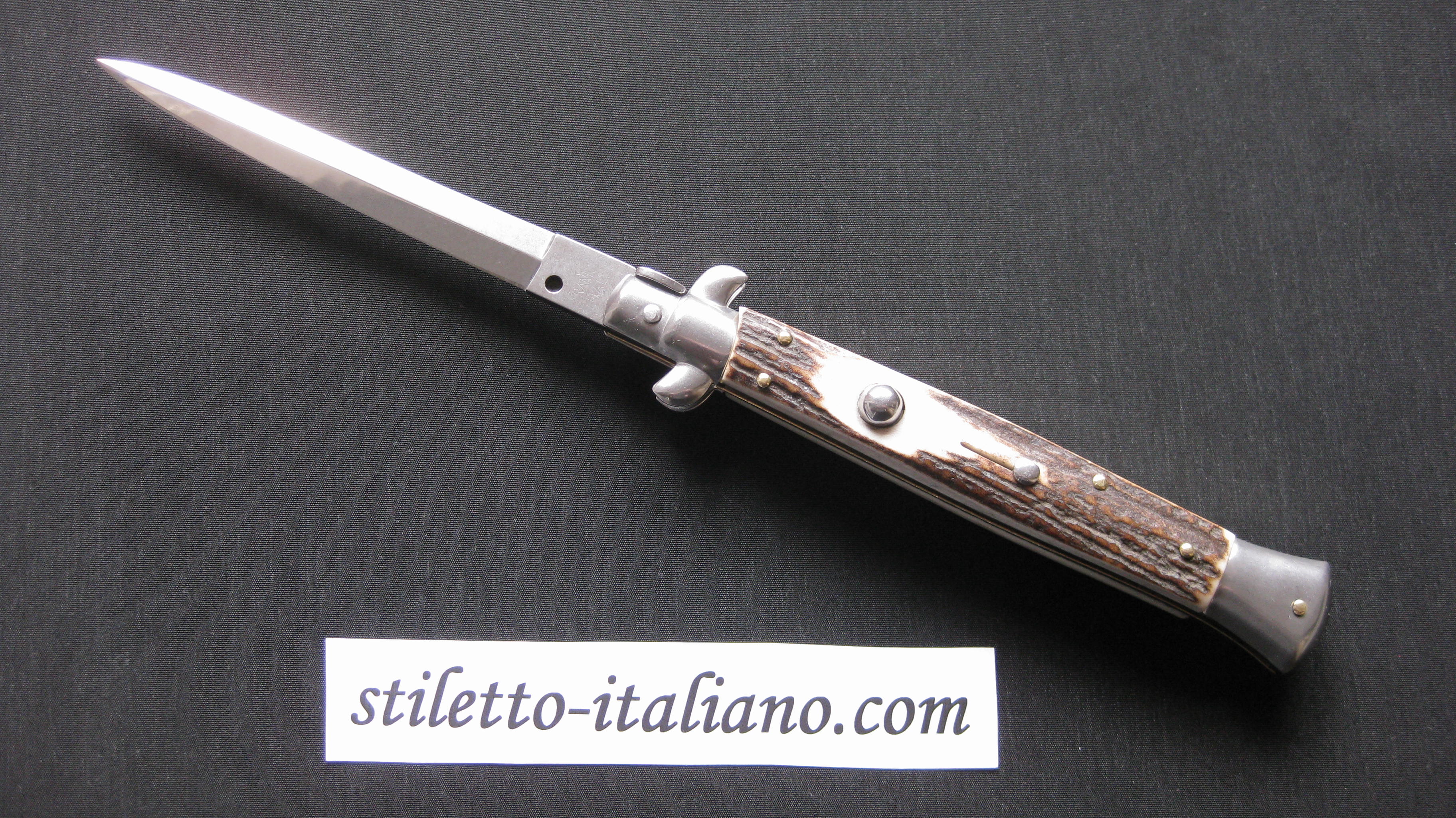 Stiletto 11 Dagger Classic stiletto Stag horn Frank Beltrame