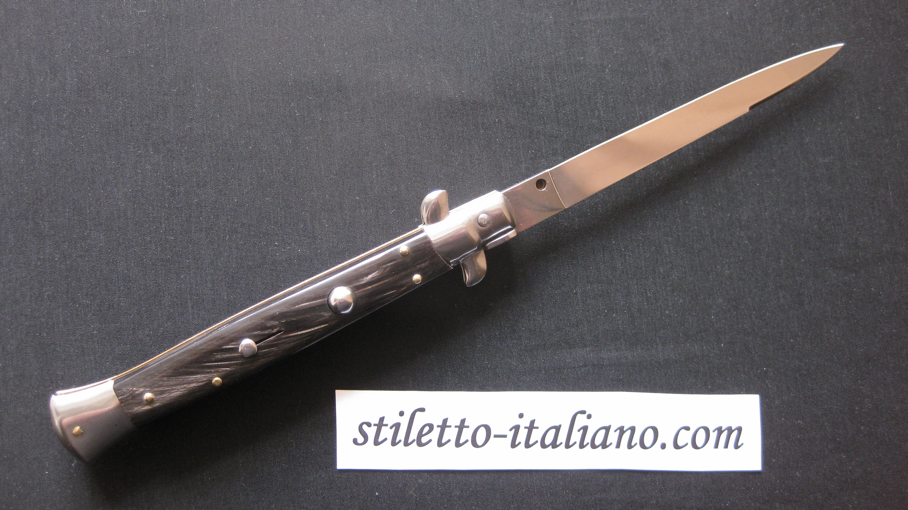 Stiletto 11 Swedge stiletto Buffalo horn Frank Beltrame