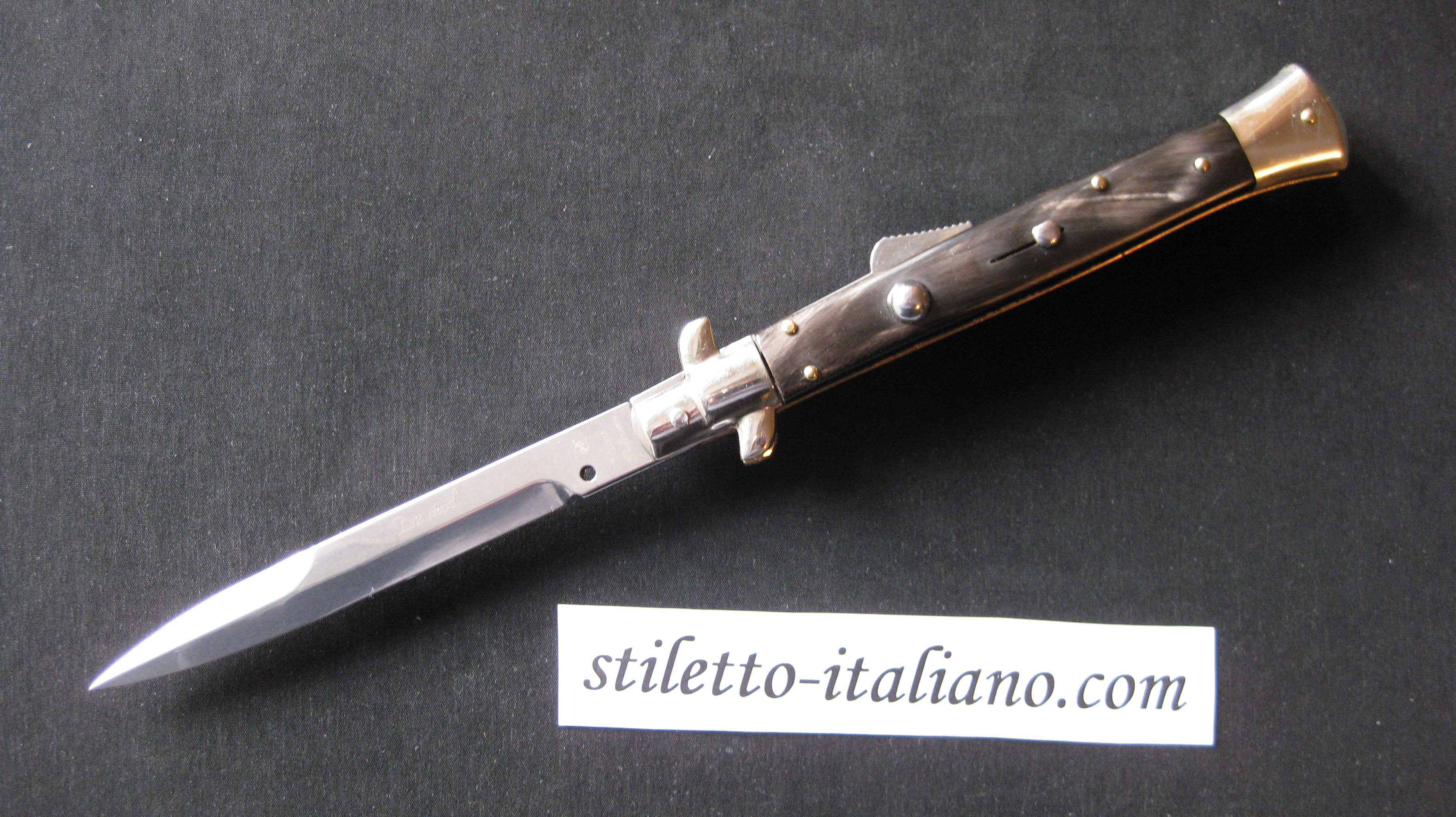 Humpback stiletto 11 Modified bayonet Buffalo horn Frank Beltrame