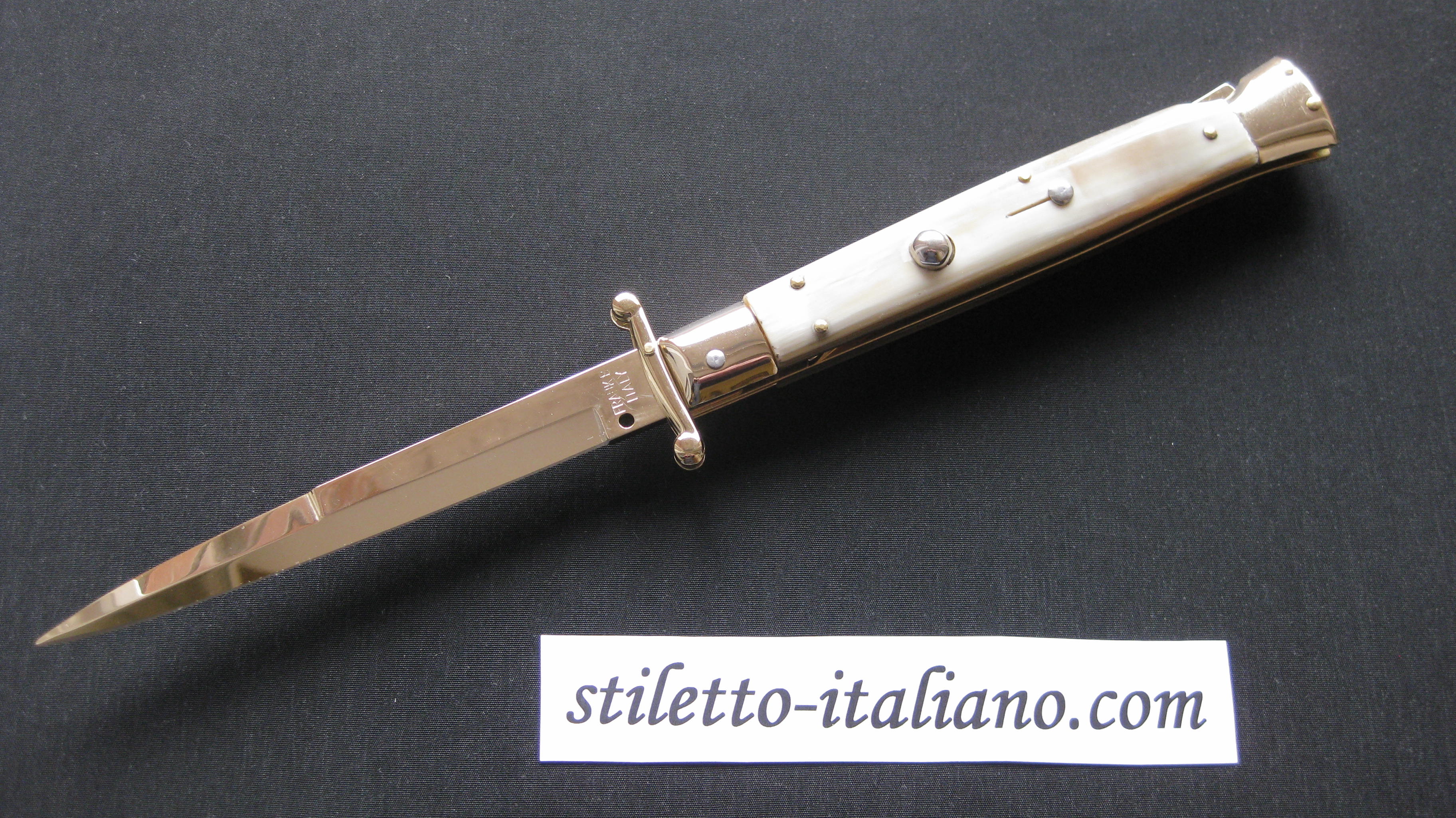 Stiletto 11 Swinguard Bayonet Blond horn 24K Gold plated Frank Beltrame