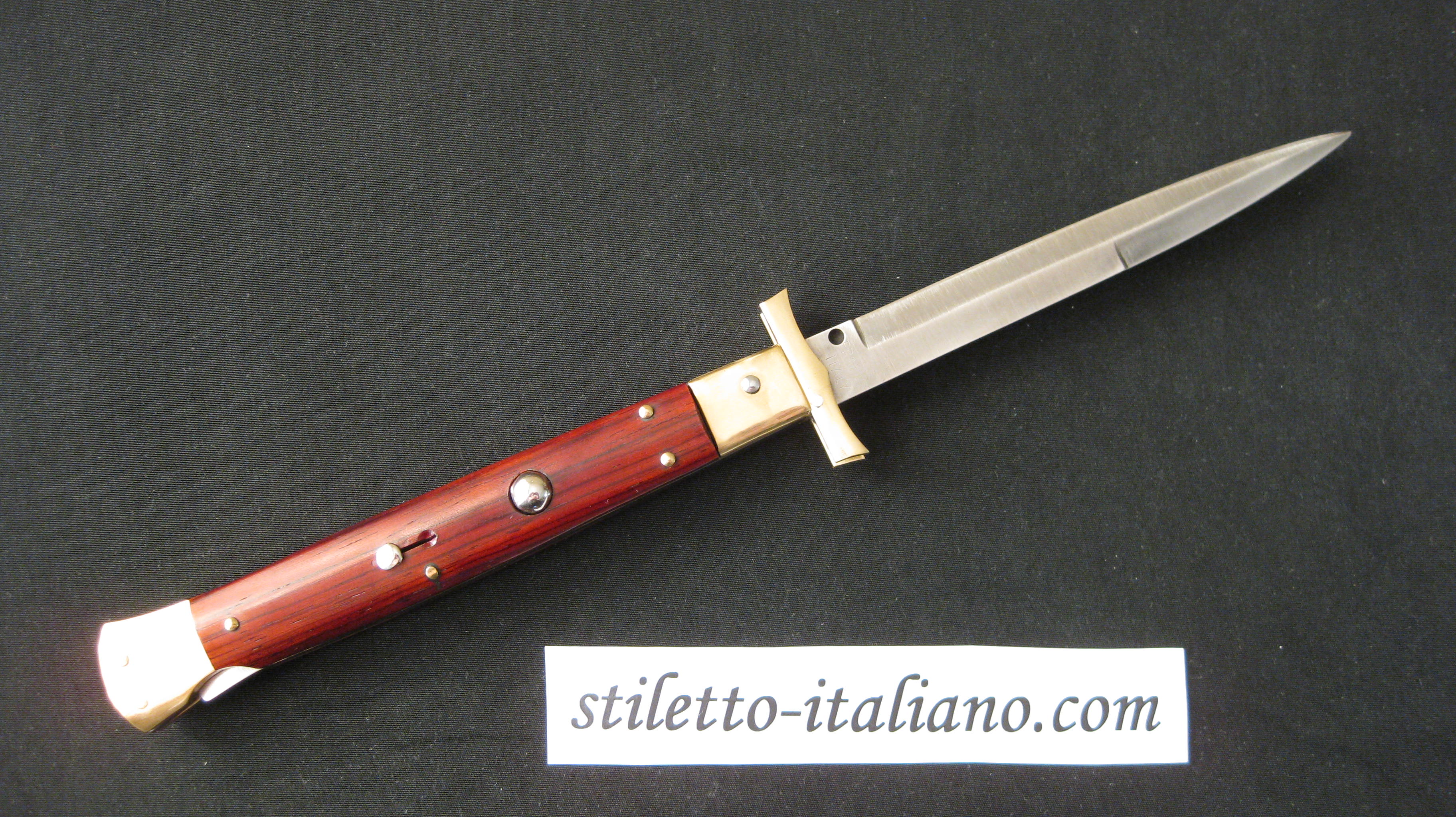 Stiletto 11 Swinguard Batwing Bayonet Cocobolo wood Americana Creazioni