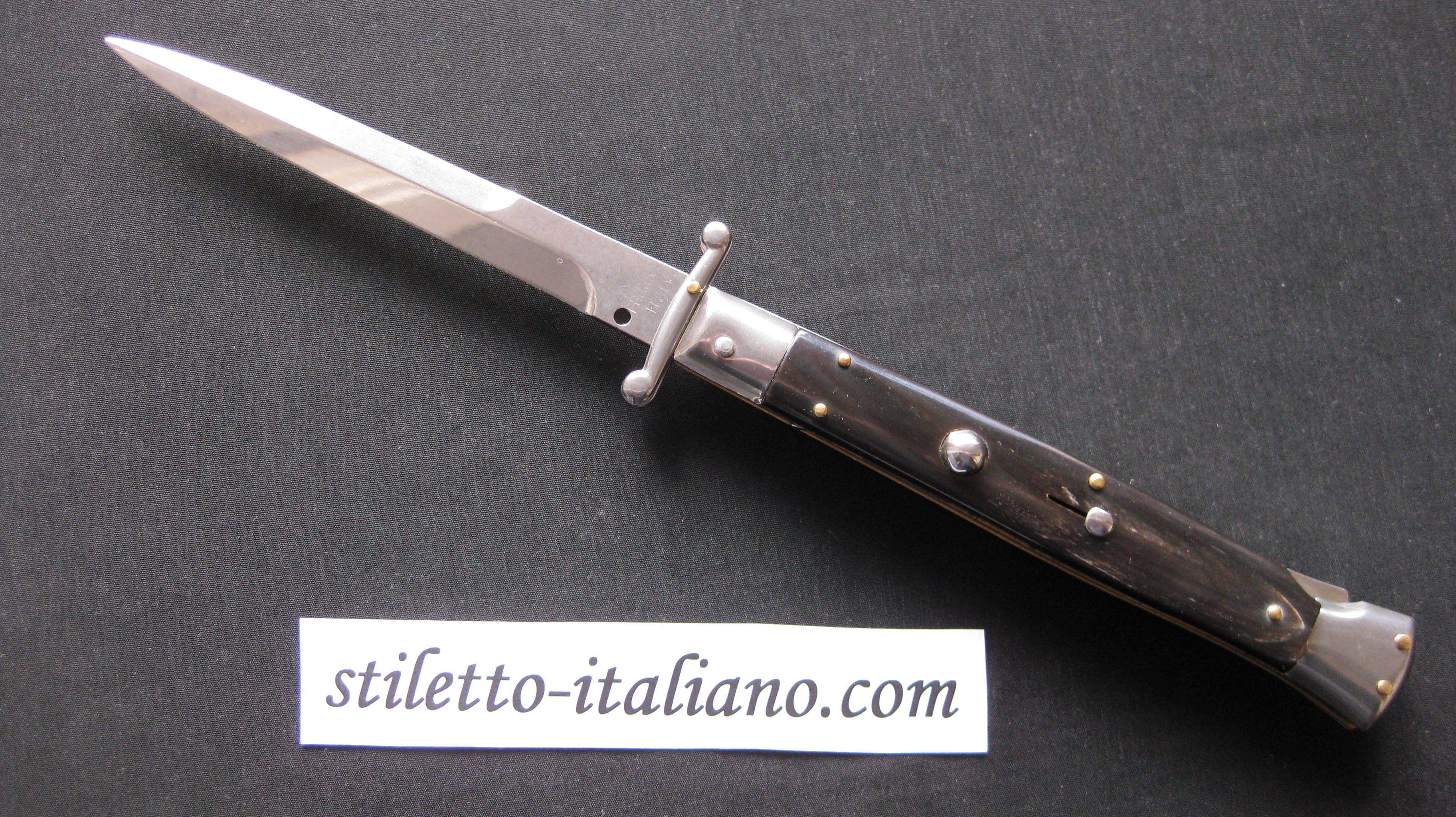 Stiletto 11 Swinguard Modified Bayonet Dark horn Frank Beltrame