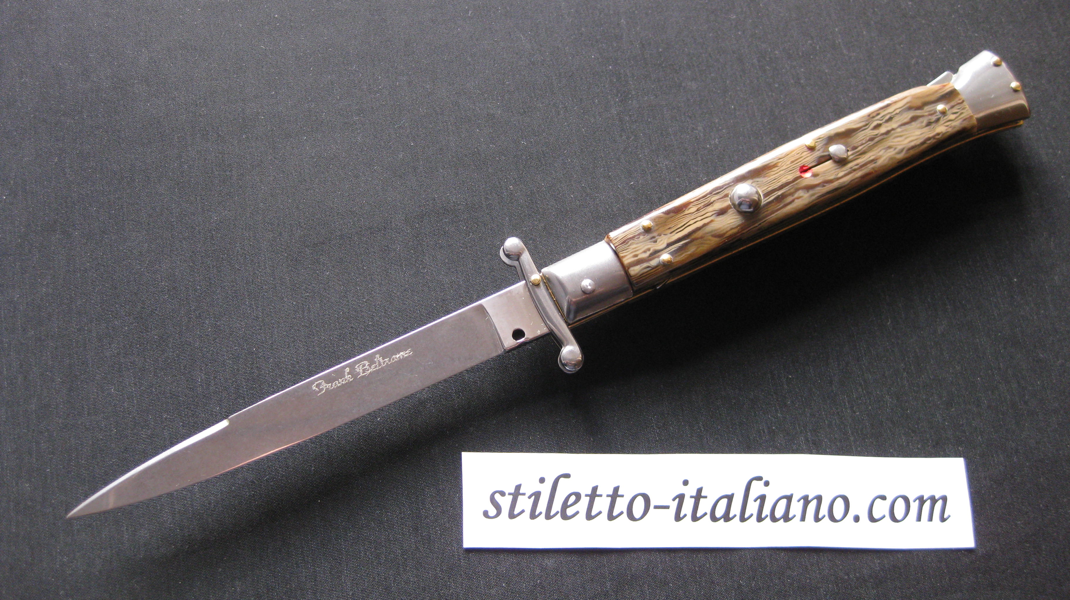 Stiletto 11 Swinguard Swedge Zimbabwe wood Frank Beltrame