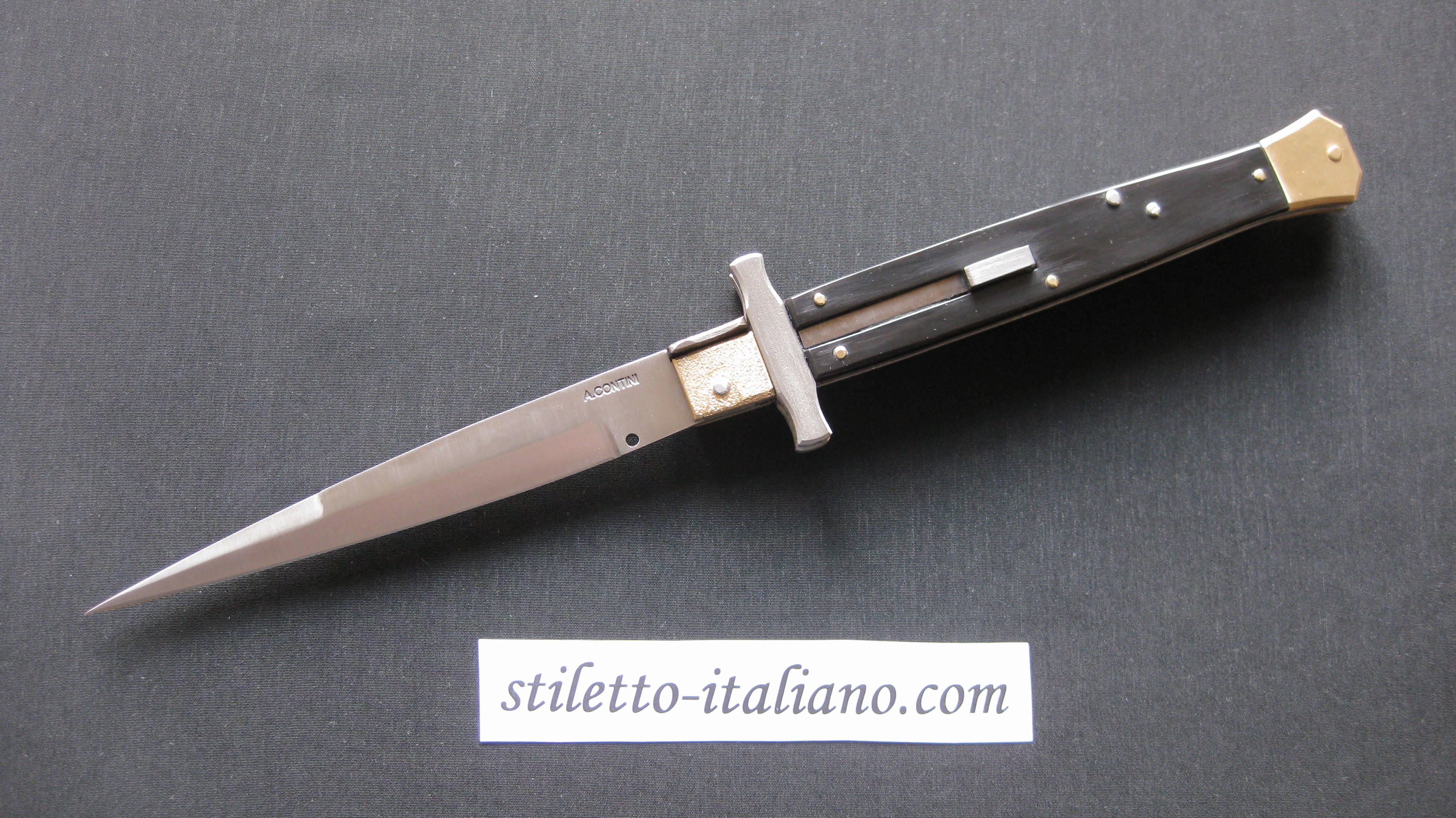 Stiletto 13 Bayonet Buffalo Horn Antonio Contini