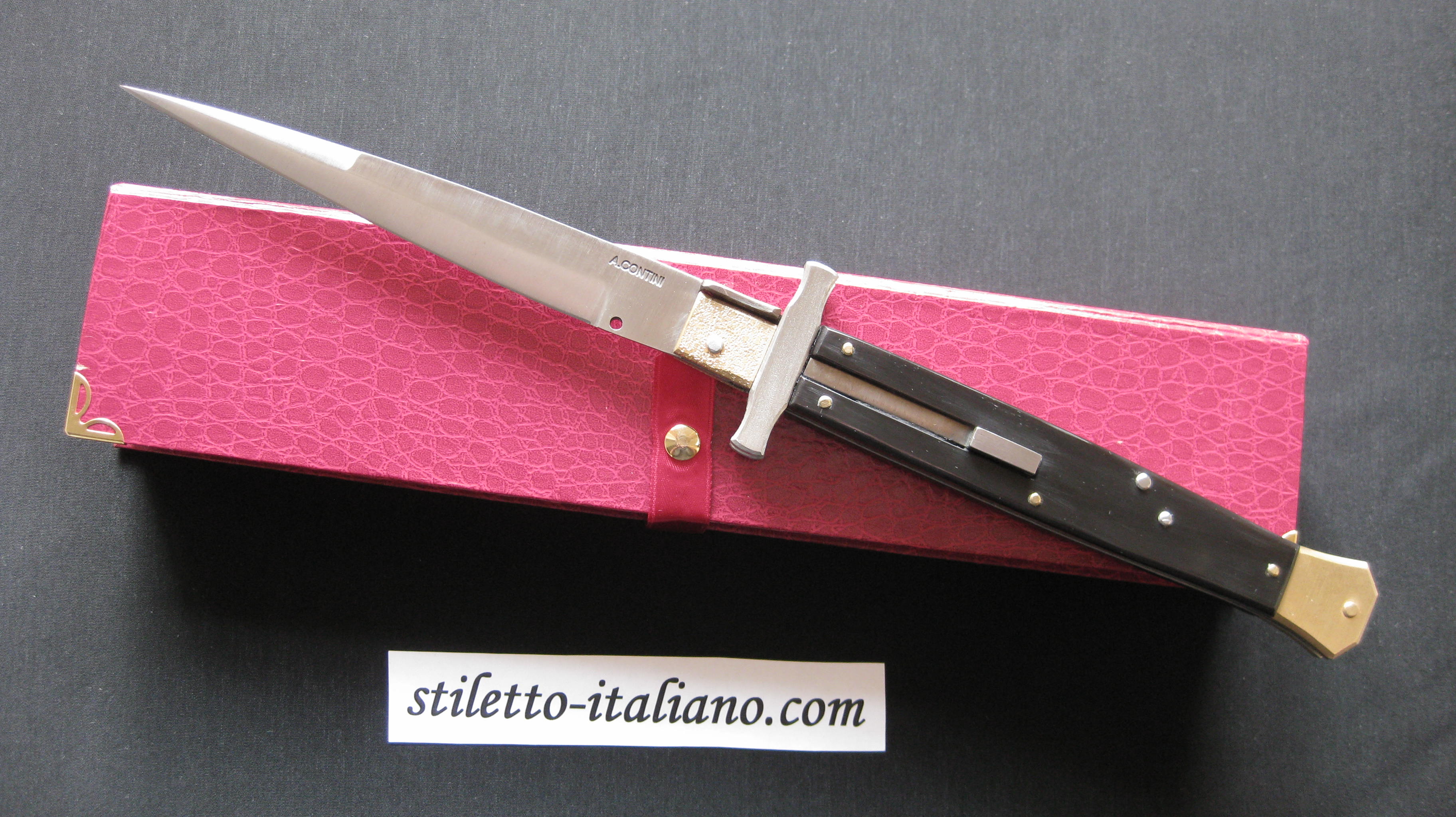 Stiletto 13 Bayonet Buffalo Horn Antonio Contini