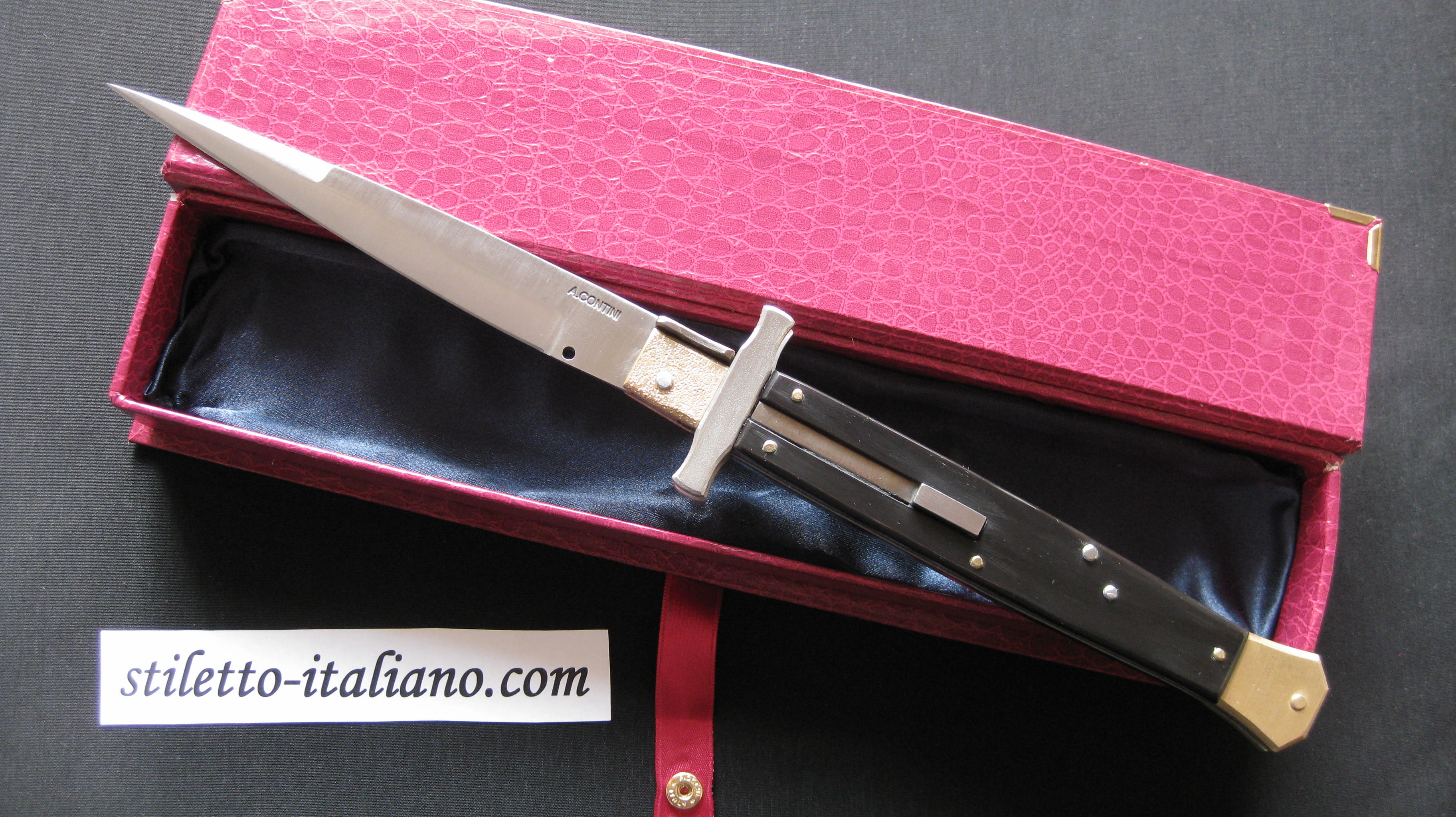 Stiletto 13 Bayonet Buffalo Horn Antonio Contini