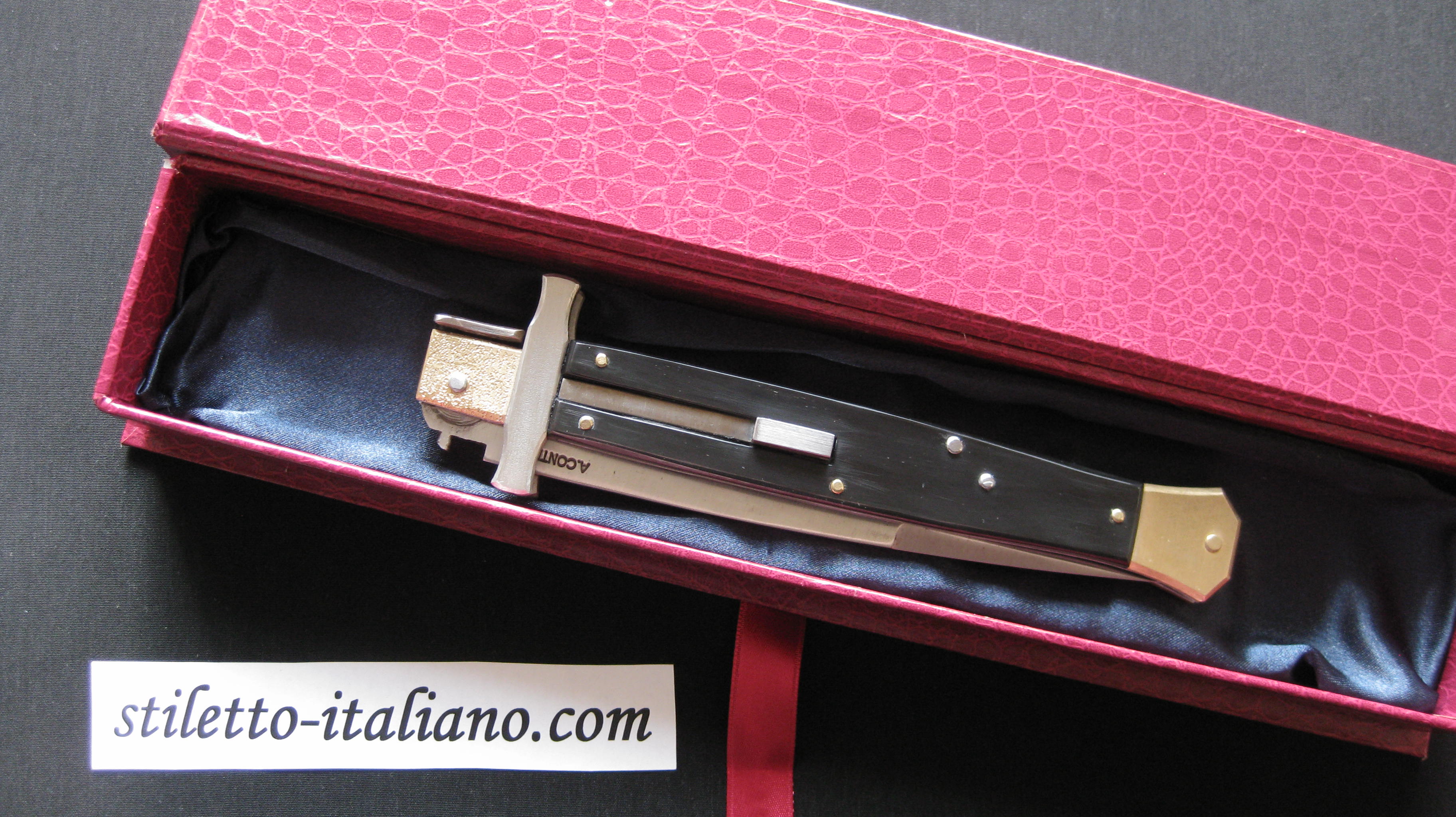 Stiletto 13 Bayonet Buffalo Horn Antonio Contini