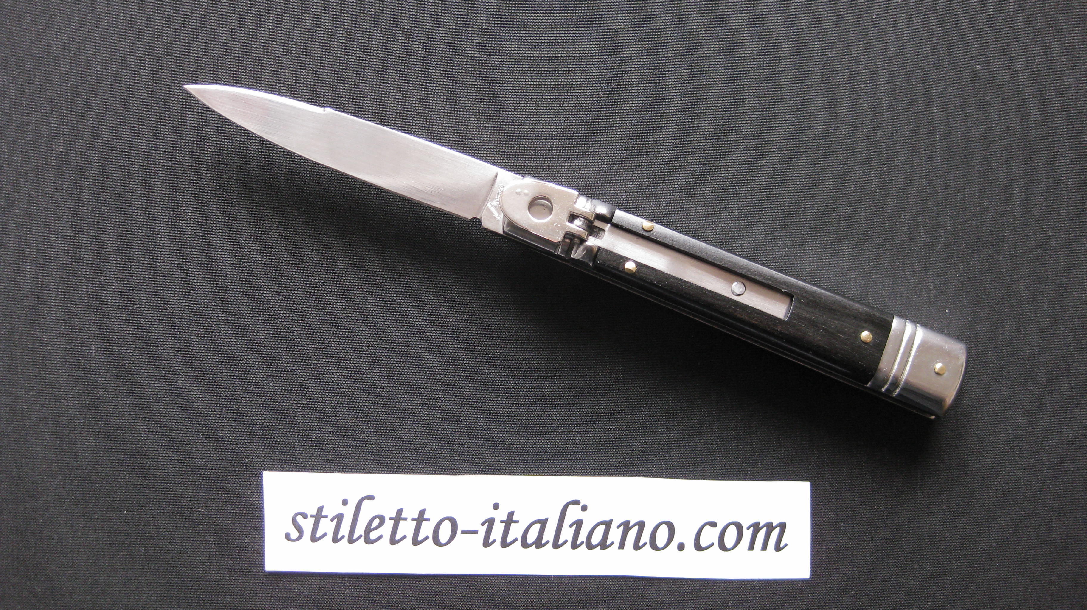 Stiletto 8 Slim Leverletto Swedge Ebony wood AKC