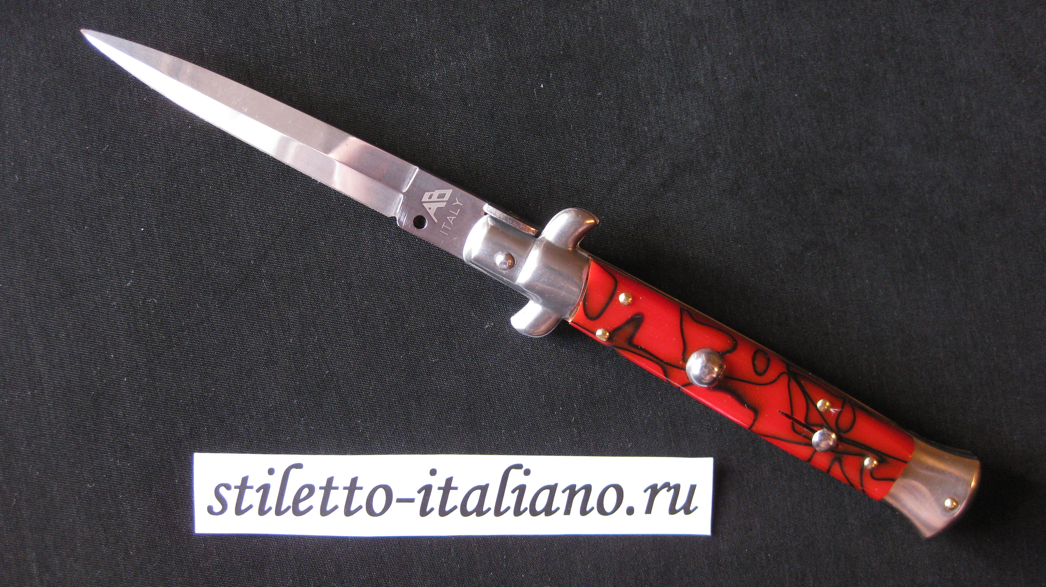 Stiletto 9 Dagger Red Swirl SKM Armando Beltrame