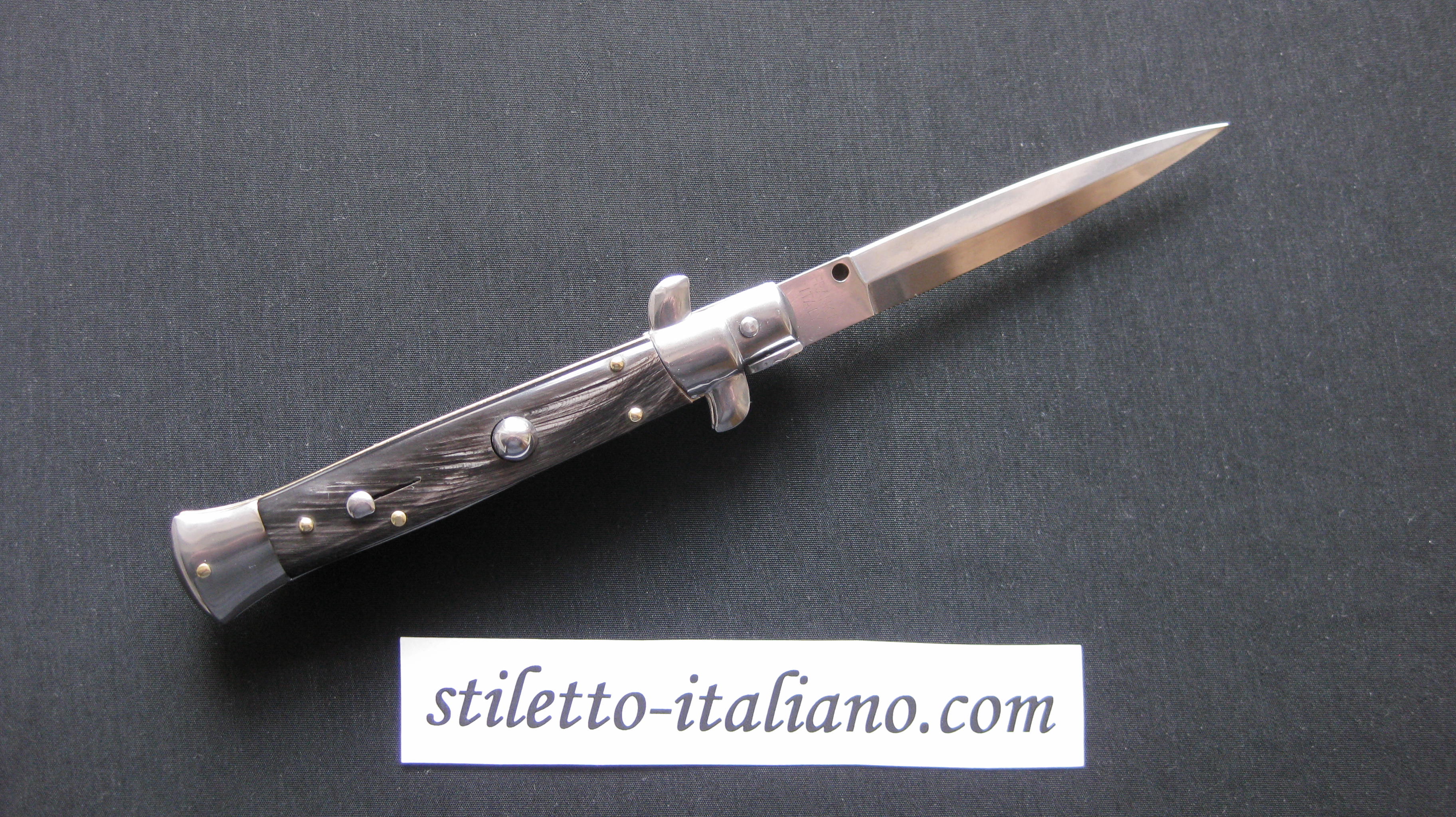 Stiletto 9 Dagger stiletto Buffalo horn Frank Beltrame