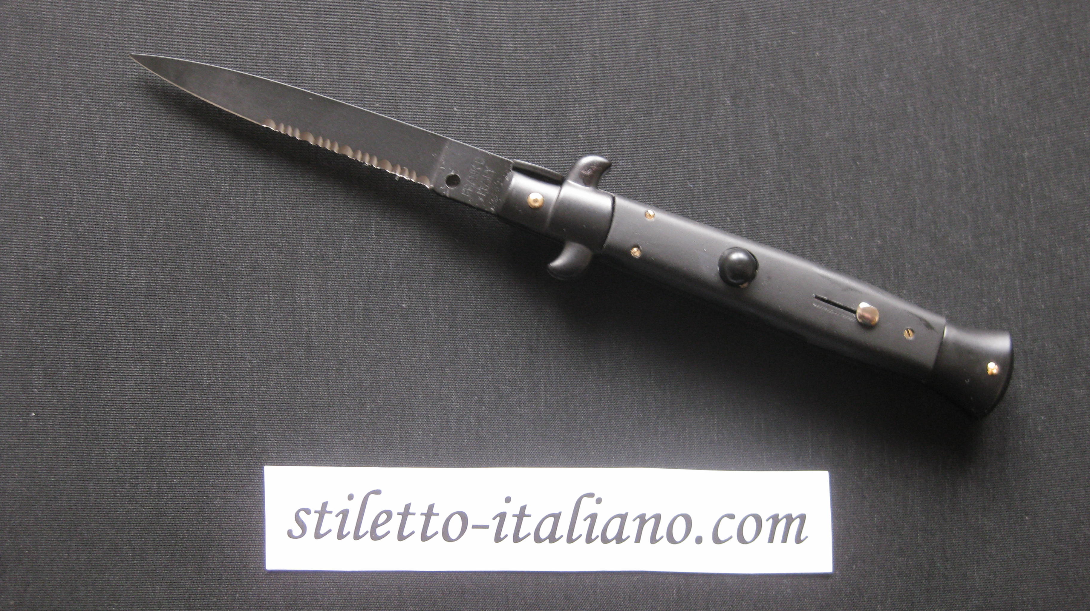 Stiletto 9 Plain serrated Black rubber Tactical Frank Beltrame