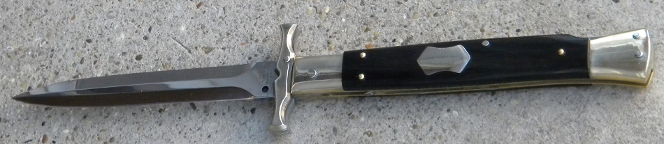 Batwing Swinguard Dagger